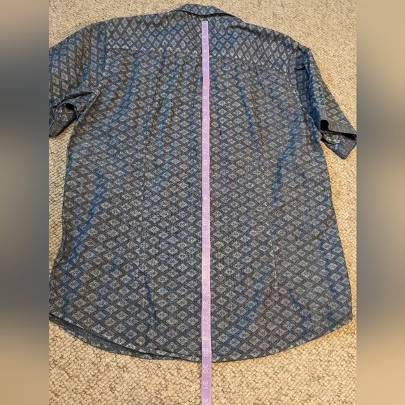 Of All Threads, men's L, blue pattern button front shirt. - Picture 9 of 10